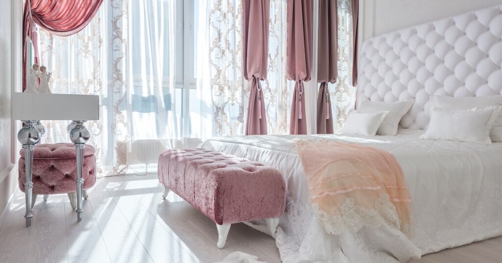 make your bed look romantic